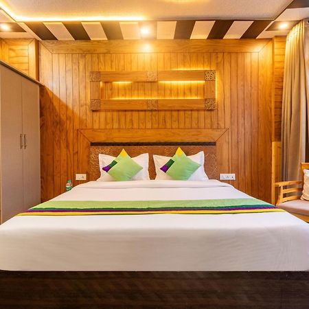 Hotel Treebo Srishti Vaikunth With Mountain View Shimla Esterno foto