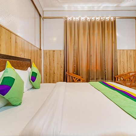 Hotel Treebo Srishti Vaikunth With Mountain View Shimla Esterno foto