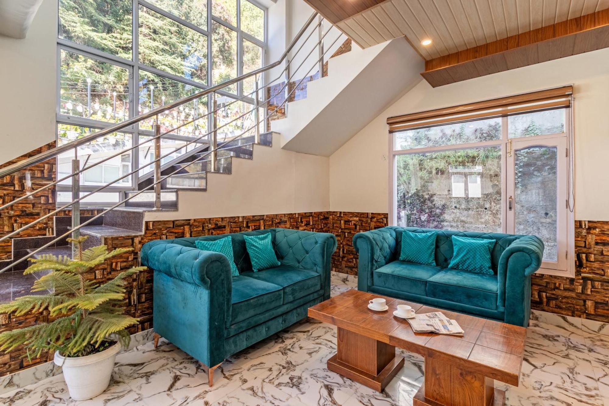 Hotel Treebo Srishti Vaikunth With Mountain View Shimla Esterno foto